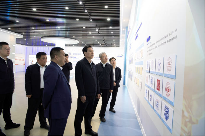 1713169624899451.png 8b978571c052108f51138cd9c06fafde.png