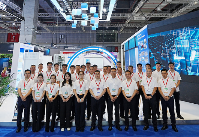 新風(fēng)光閃耀上海光伏展，創(chuàng  )新技術(shù)引領(lǐng)光儲未來(lái)